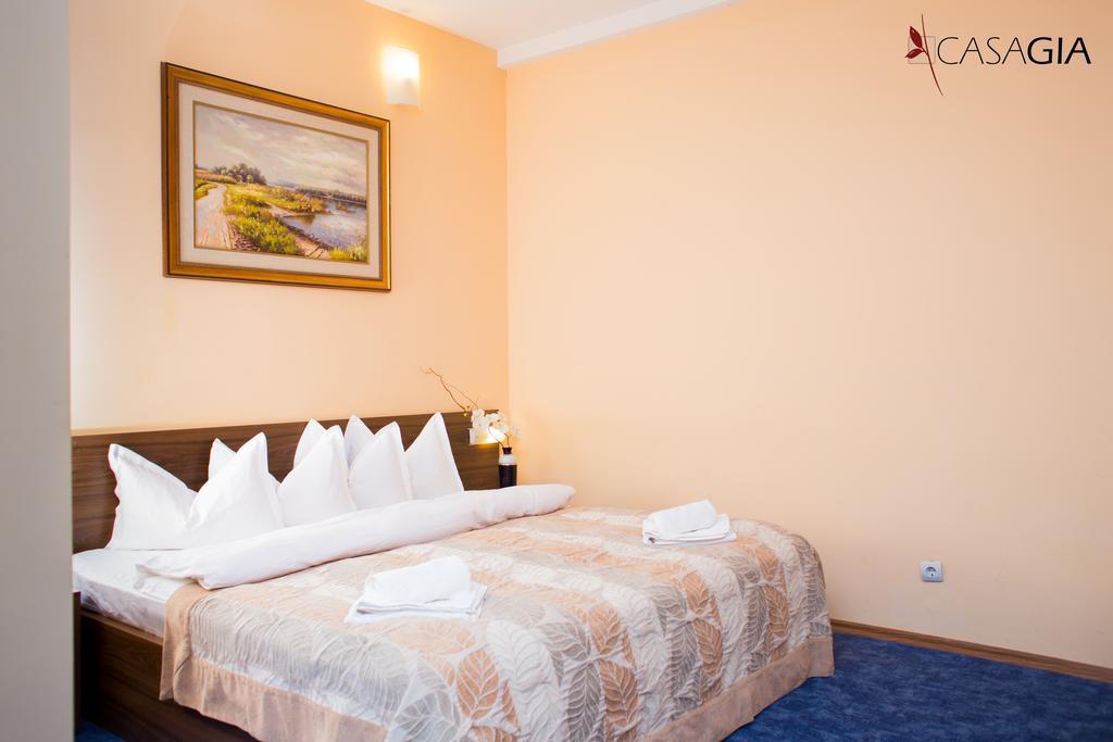 Pension Casa Gia Cluj-Napoca Habitación foto