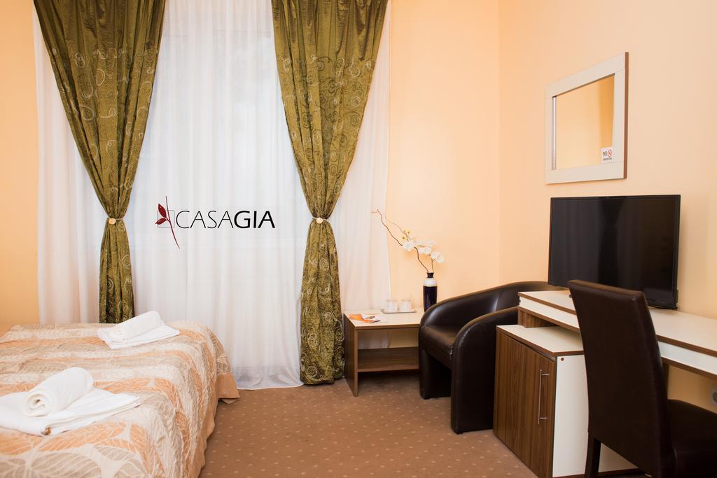 Pension Casa Gia Cluj-Napoca Habitación foto