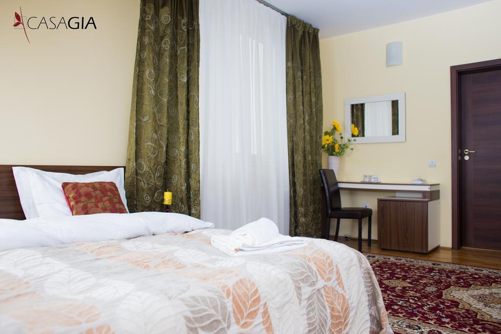Pension Casa Gia Cluj-Napoca Habitación foto
